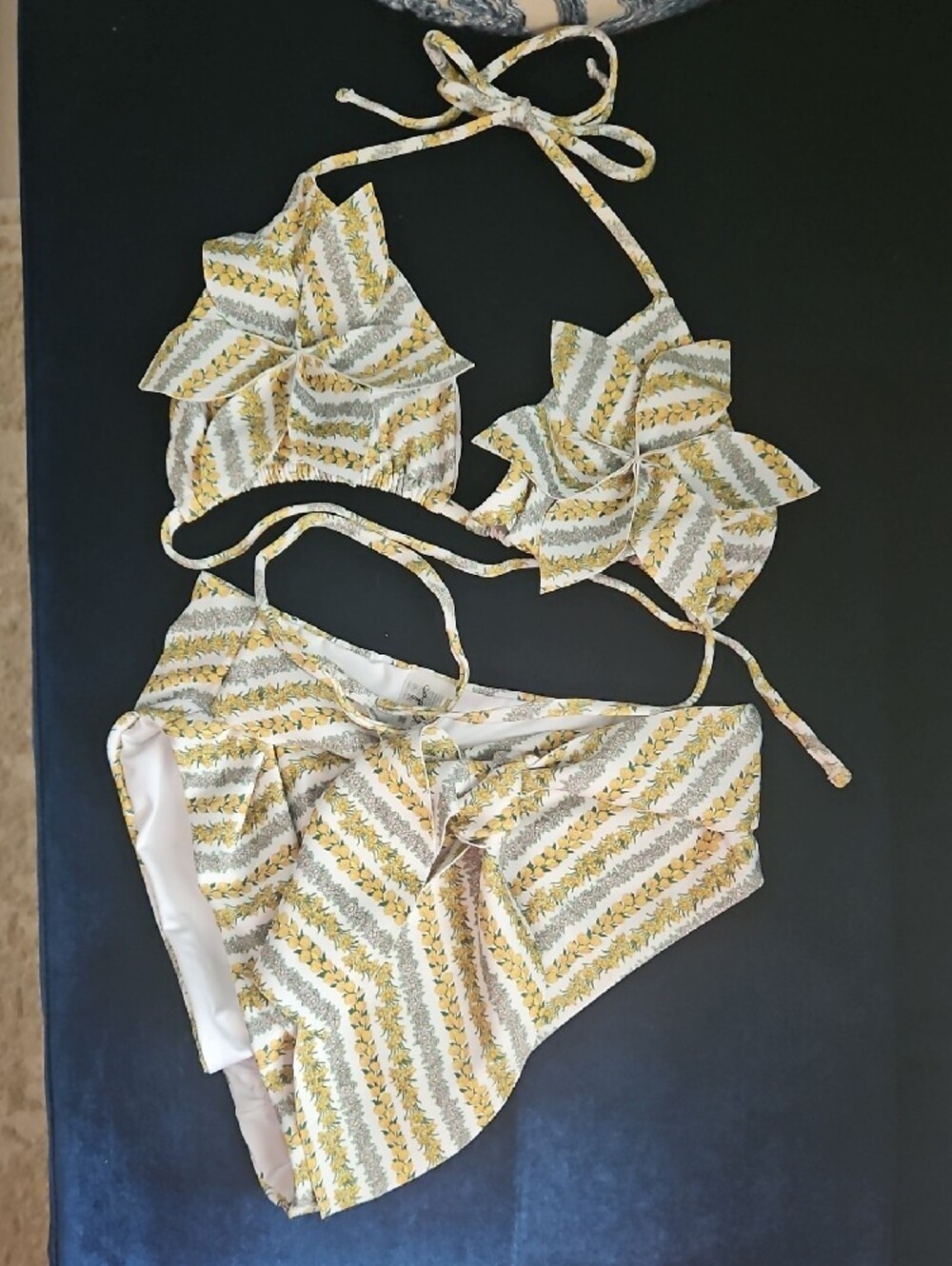 Women’s Yellow Patterned Ruffle Triangle Bikini - Picture 9 of 11